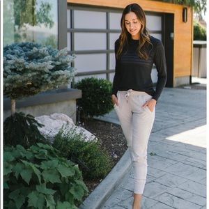 ZYIA Gray Ribbed Joggers size M